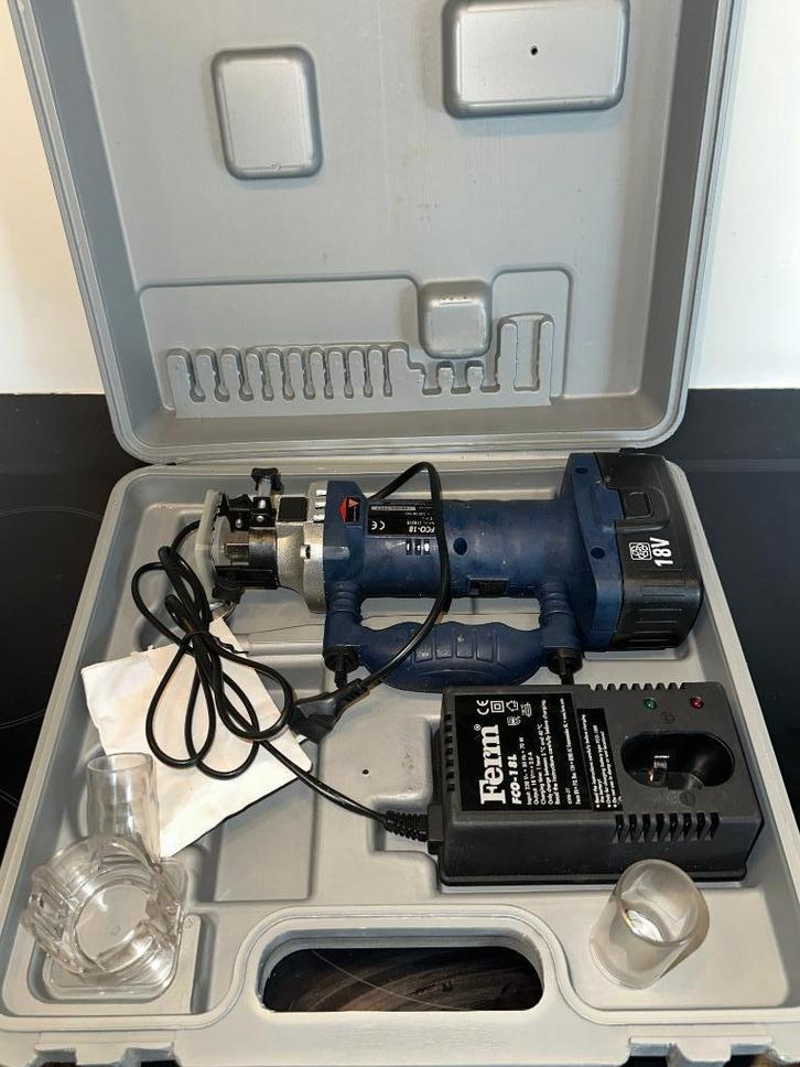 Ferm draadloze 18Volt frees model FCO 18 op accu, Doe-het-zelf en Verbouw, Gereedschap | Freesmachines, Gebruikt, Elektrisch, Bovenfrees