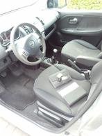 Nissan Note First 1.6 16V 2006 Grijs, Voorwielaandrijving, 15 km/l, 4 cilinders, Overige bekleding