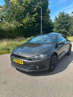Zeer nette Nederlandse Scirocco 1.4TSI 122pk highline plus, Auto's, Voorwielaandrijving, Euro 5, Zwart, 4 cilinders