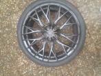 1 band met velg voor een bmw, Auto diversen, Overige Auto diversen, Ophalen