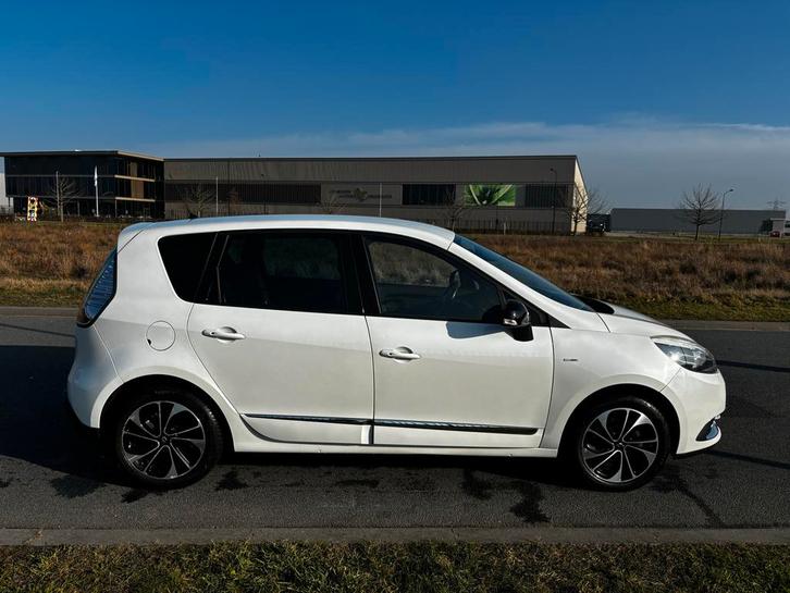 Renault Scénic 1.2 TCE 97KW 2015 Wit, Auto's, Renault, Particulier, Scénic, Benzine, C, MPV, Handgeschakeld, Origineel Nederlands