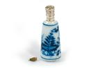 ANTIEK PARFUM FLESJE MET ZILVEREN DOPJE, Ophalen of Verzenden, Zo goed als nieuw, Parfumfles