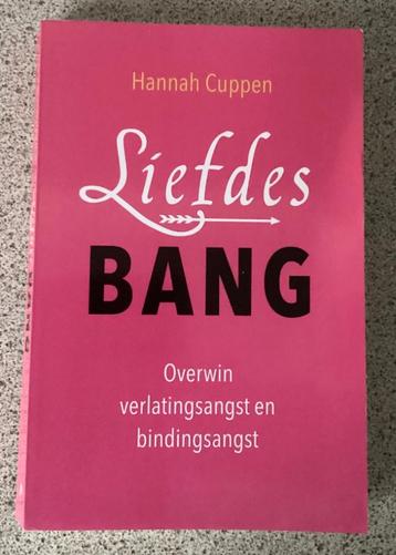 Liefdesbang - Hannah Cuppen beschikbaar voor biedingen