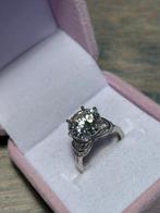 925 zilveren moisanite ring, Sieraden, Tassen en Uiterlijk, Ringen, Ophalen of Verzenden, Dame, Zilver, Kleiner dan 17