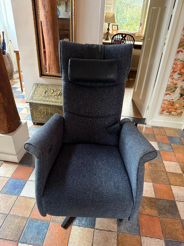 Prominent relax fauteuils (2x), elektrisch instelbaar, stof, Huis en Inrichting, Fauteuils, Zo goed als nieuw, Stof, 50 tot 75 cm