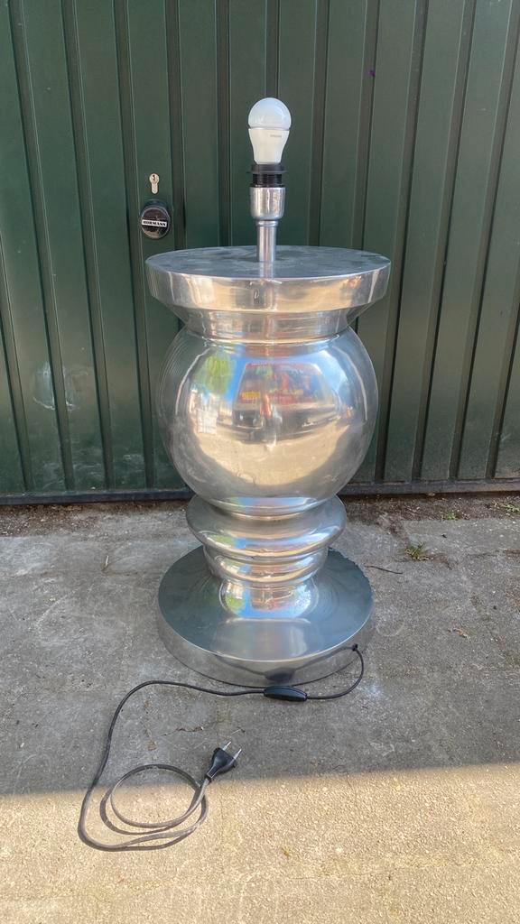 Zilveren Lamp en Vaas Set, Huis en Inrichting, Lampen | Vloerlampen, Gebruikt, Minder dan 100 cm, Metaal, Ophalen