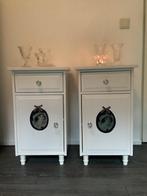 2 nachtkastjes zwart queen Ann dressoir eethoek met stoelen, Ophalen