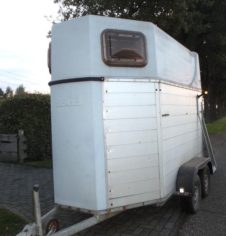 Wesco 2-paards trailer uit 2007, Dieren en Toebehoren, Paarden en Pony's | Trailers en Aanhangwagens, Gebruikt, 2-paards trailer