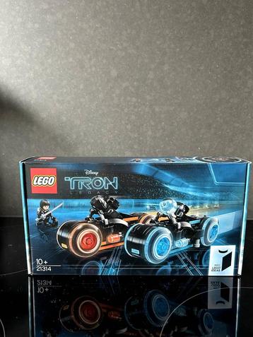 LEGO Ideas 21314 TRON: Legacy beschikbaar voor biedingen