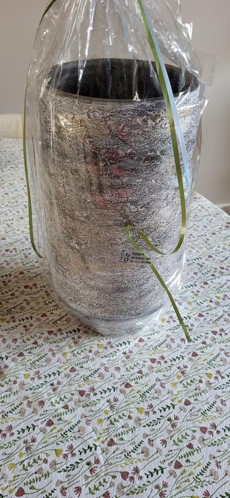 Vaas grijs, Tuin en Terras, Bloembakken en Plantenbakken, Ophalen, Kunststof, Minder dan 30 cm, Rond