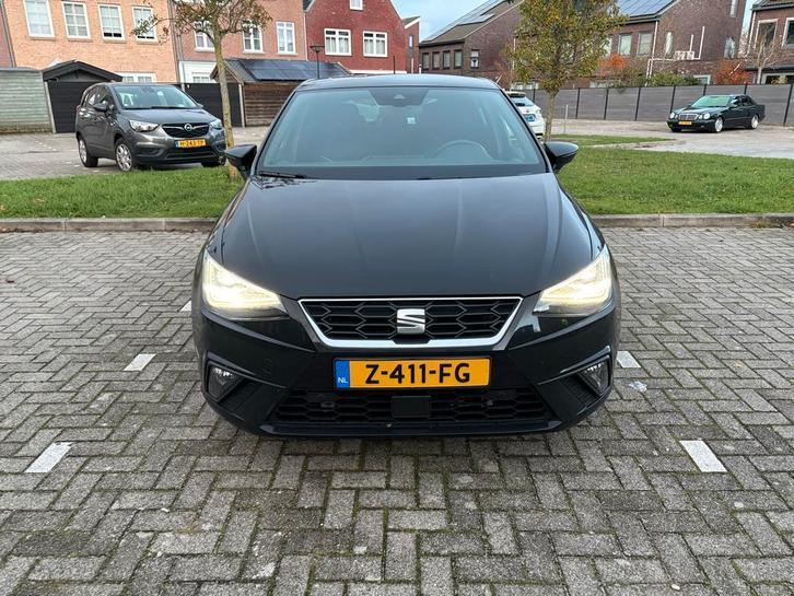 Seat Ibiza FR 110pk 2022 Zwart, Auto's, Seat, Particulier, Ibiza, ABS, Achteruitrijcamera, Adaptieve lichten, Adaptive Cruise Control