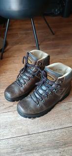 Meindl Borneo mfs maat 43   met vibram zool, Ophalen of Verzenden, Zo goed als nieuw, Schoenen