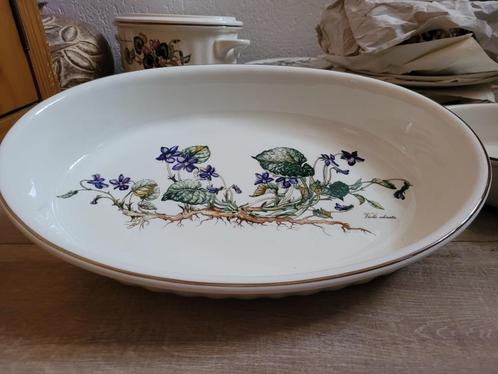 Botanica Villeroy en Boch grote vilbofour ovenschalen IZGST, Huis en Inrichting, Keuken | Servies, Zo goed als nieuw, Overige stijlen