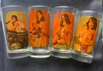 4 VINTAGE PIN-UP GLAZEN JAREN ‘70, Verzamelen, Ophalen of Verzenden, Gebruikt, Frisdrankglas