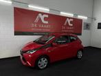 Toyota Aygo 1.0 VVT-i x-play - 1EIGENAAR/CAMERA/AIRCO/NAP, Auto's, Toyota, Voorwielaandrijving, Gebruikt, Euro 6, 4 stoelen