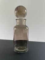 Decoratieve fles van grijs rookglas, Verzenden