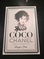Megan Hess - Coco Chanel - hotel.chique, Boeken, Ophalen of Verzenden, Zo goed als nieuw, Mode algemeen, Megan Hess