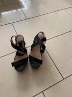 Zomerse sleehak sandalen maat 38, Ophalen of Verzenden, Gedragen, Zwart, Sandalen of Muiltjes