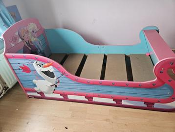 Frozen peuter bed  beschikbaar voor biedingen