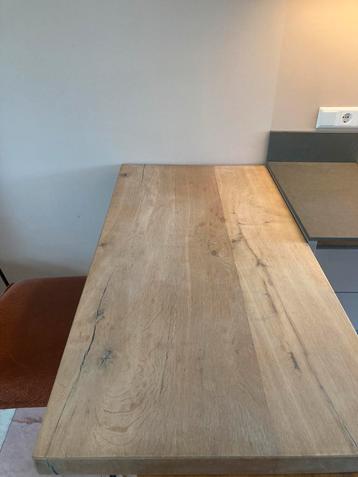Eiken blad massief, dikte 4,5 cm beschikbaar voor biedingen