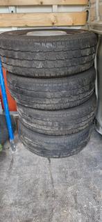 4x 215/70R15C Banden + Velgen Citroen Jumper/Boxer/Ducato, Auto diversen, Wieldoppen, Ophalen, Gebruikt