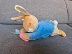 Peter Rabbit knuffel met knuffel dekentje, Ophalen of Verzenden, Zo goed als nieuw, Konijn