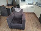 2 Comfortabele Stoelen, Huis en Inrichting, Fauteuils, Ophalen