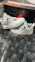 Jordan 4 green metallic maat 42, Ophalen of Verzenden, Zo goed als nieuw, Schoenen