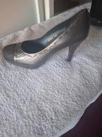 Elegante Taupe Leren Pumps - Maat 38.5 - Nieuw!, Ophalen, Pumps, Bruin, Nieuw