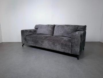 Stijlvolle 2,5 zits Bank | GRATIS BEZORGING | Gereinigd beschikbaar voor biedingen