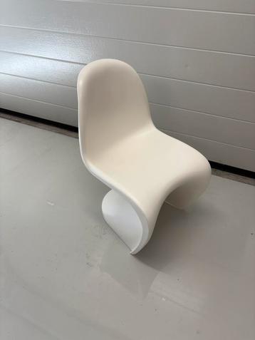 Panton junior replica beschikbaar voor biedingen