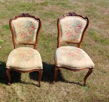 antieke stoel, eetkamer stoel  ,Louis 15 , beschikbaar voor biedingen