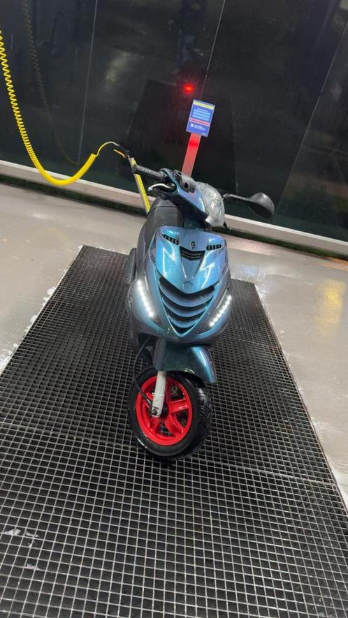 Piaggio zip 4t 50cc, Fietsen en Brommers, Scooters | Piaggio, Gebruikt, Zip, Maximaal 25 km/u, Benzine, Ophalen