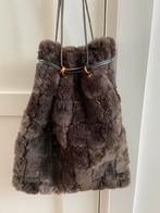 Oude tas, nog steeds mooi bruin fluffy bontje schoudertas, Antiek en Kunst, Ophalen of Verzenden