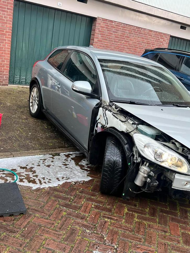 Volvo C30 1.6 D 2010 Grijs, Auto's, Volvo, Bedrijf, C30, Diesel, A, Hatchback, Handgeschakeld, Origineel Nederlands, Zilver of Grijs