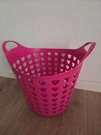Mand met hartjes/opbergmand/wasmand, Ophalen, Zo goed als nieuw
