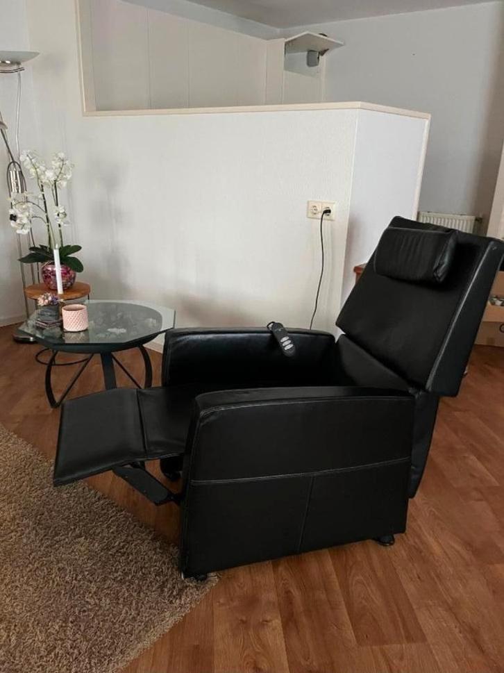 Zgan relax/sta op fauteuil Prominent nauwelijks gebruikt, Huis en Inrichting, Fauteuils, Zo goed als nieuw, Leer, 50 tot 75 cm