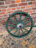 Oude houten wagenwiel, Ophalen, Gebruikt
