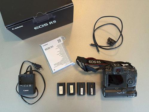 Canon EOS R5 met Battery Grip BG-R10, Audio, Tv en Foto, Fotocamera's Digitaal, Gebruikt, Canon, Geen optische zoom, Ophalen