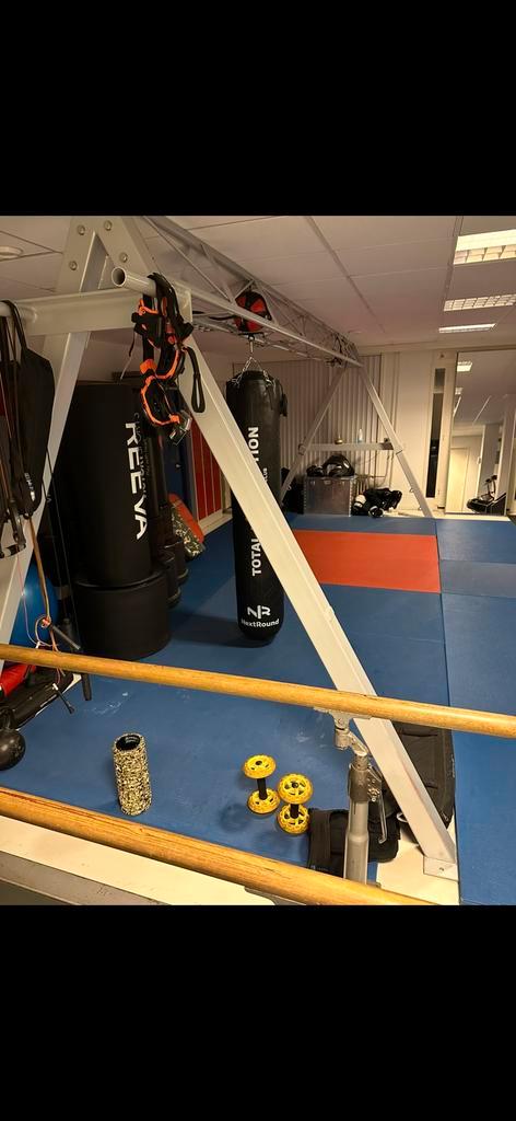 Multifunctioneel Boks Crossfit powerrack, Sport en Fitness, Fitnessapparatuur, Zo goed als nieuw, Krachtstation, Metaal, Ophalen