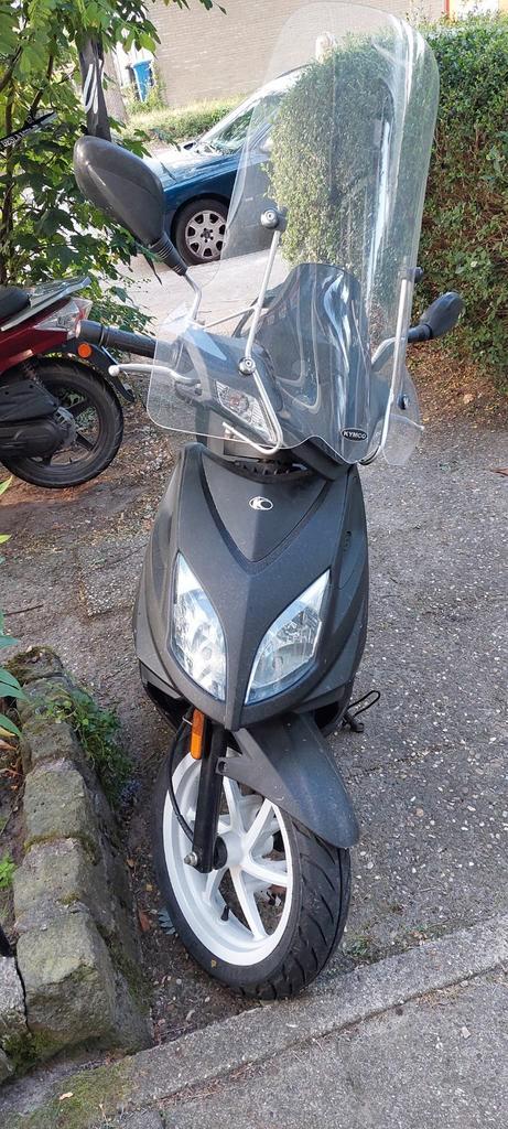 kymco super 8 50cc 4 takt bj 2012 blauw kenteken., Fietsen en Brommers, Scooters | Kymco, Gebruikt, Super 8, Maximaal 25 km/u