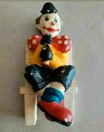 Clown op stoel,kleurrijk,gips,stoel,Clown,kleur,circus, Verzamelen, Poppenhuizen en Toebehoren, Ophalen of Verzenden, Zo goed als nieuw