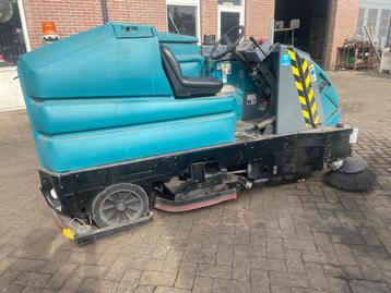 Tennant 8300 Schrobmachine slechts 2600 uur.