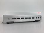 Märklin 43601 Sneltreinrijtuig Streamliner Coach - Santa Fe, Märklin, Wisselstroom, Märklin, Locomotief