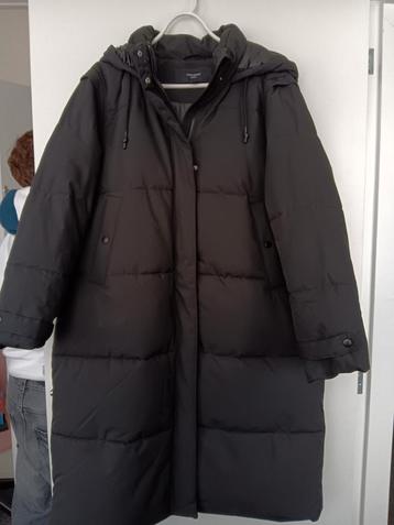 Te Koop: VERO MODA CURVE Winterjas,  mt 46. Zwart. beschikbaar voor biedingen