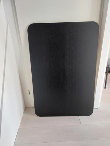 Te koop Bureautafel Bekant van Ikea beschikbaar voor biedingen