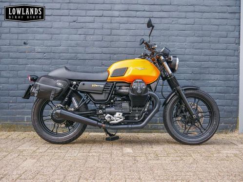 MOTO GUZZI V 7 STONE (bj 2017), Motoren, Motoren | Moto Guzzi, Bedrijf, Sport, meer dan 35 kW, 2 cilinders