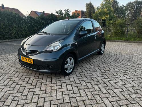 Toyota Aygo 1.0 12V Vvt-i 3DRS MMT 2008 Grijs, Auto's, Toyota, Particulier, Aygo, ABS, Airbags, Airconditioning, Centrale vergrendeling
