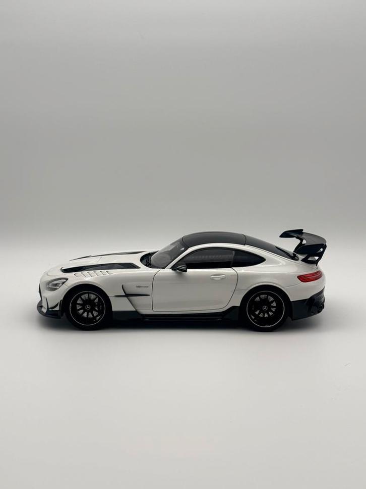 Norev Mercedes-AMG GT Black Series 1:18 - nieuw in doos, Hobby en Vrije tijd, Modelauto's | 1:18, Nieuw, Auto, Norev, Ophalen of Verzenden