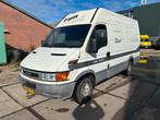 Iveco Daily 35S12v L2H2 2003 Trekhaak 2800 kg Export, Zwart, 4 cilinders, Iveco, 1890 kg